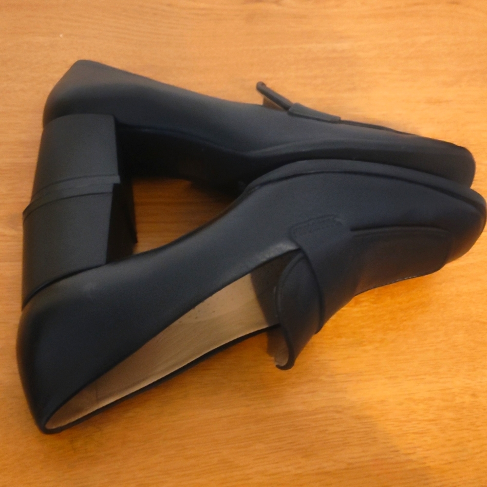 Marc Joseph Gardenia Block Heel Dressy Loafer - Picture 4 of 6
